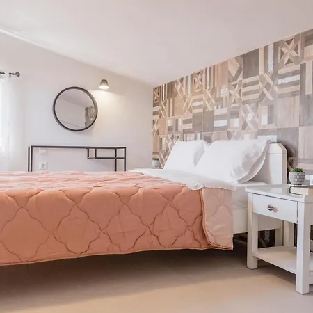Miramare Apartmán *